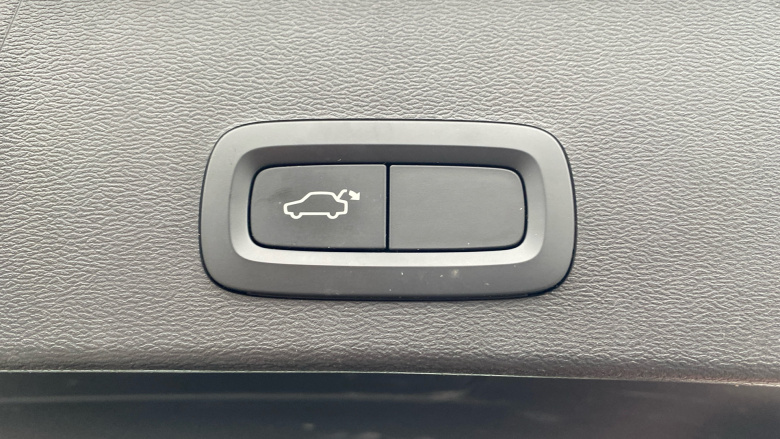 Volvo Xc40 1.5 T3 [163] Inscription Pro 5dr Geartronic Petrol Estate